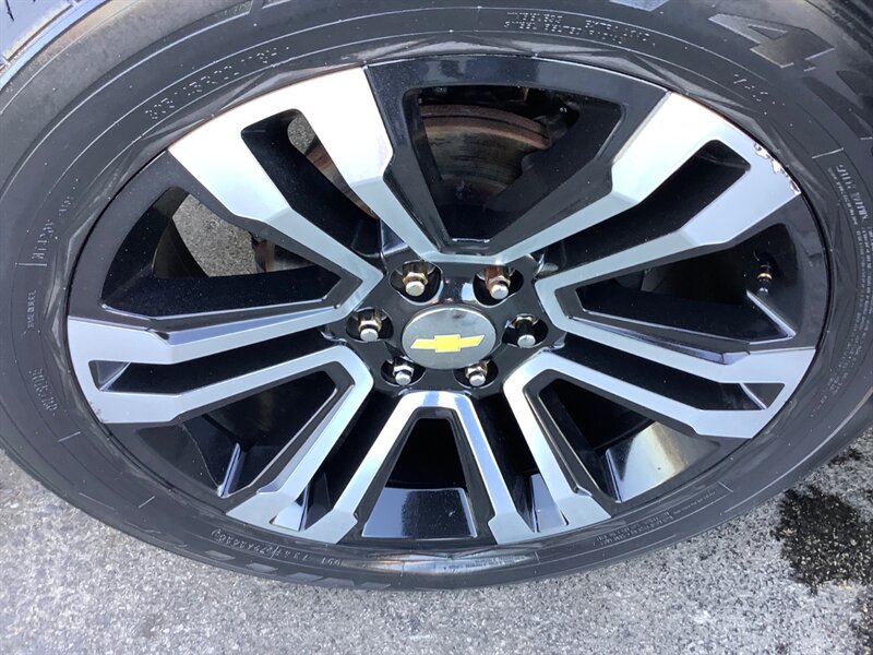 2015 Chevrolet Tahoe LT photo 52