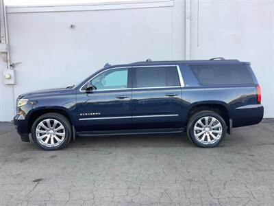 2019 Chevrolet Suburban LT - Photo 3 - Crest Hill, IL 60403