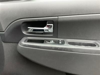 2010 Jeep Liberty Sport   - Photo 25 - Crest Hill, IL 60403