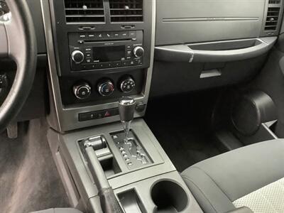 2010 Jeep Liberty Sport   - Photo 12 - Crest Hill, IL 60403