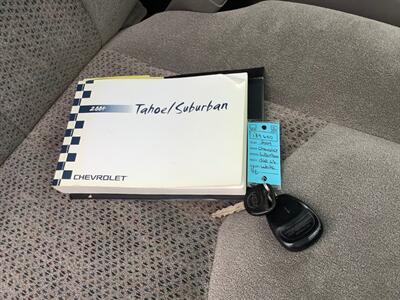 2004 Chevrolet Suburban 1500 LS   - Photo 32 - Crest Hill, IL 60403