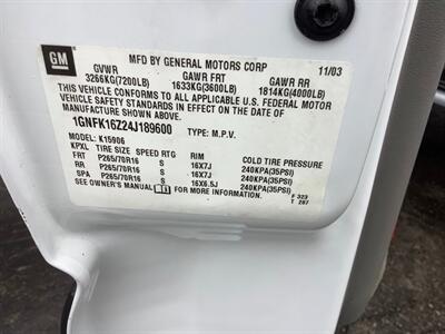 2004 Chevrolet Suburban 1500 LS   - Photo 9 - Crest Hill, IL 60403