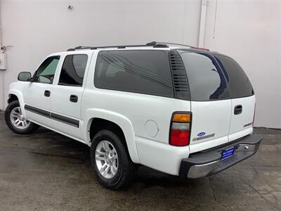 2004 Chevrolet Suburban 1500 LS   - Photo 4 - Crest Hill, IL 60403