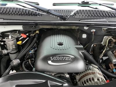 2004 Chevrolet Suburban 1500 LS   - Photo 48 - Crest Hill, IL 60403