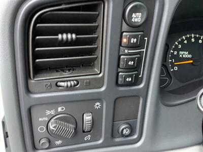 2004 Chevrolet Suburban 1500 LS   - Photo 7 - Crest Hill, IL 60403