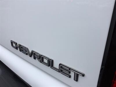 2004 Chevrolet Suburban 1500 LS   - Photo 40 - Crest Hill, IL 60403