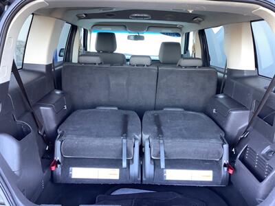 2011 Ford Flex SE   - Photo 30 - Crest Hill, IL 60403