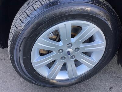 2011 Ford Flex SE   - Photo 34 - Crest Hill, IL 60403