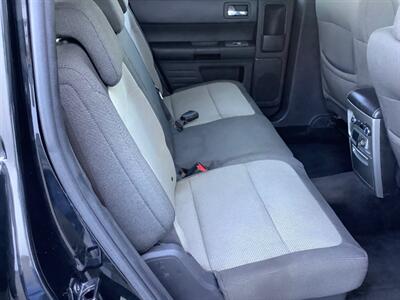 2011 Ford Flex SE   - Photo 26 - Crest Hill, IL 60403