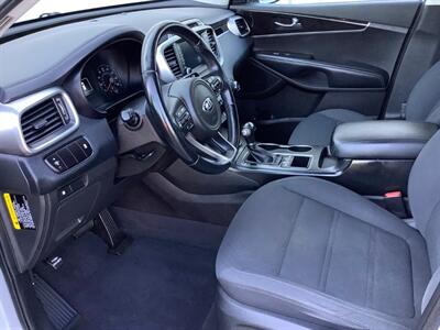 2018 Kia Sorento LX   - Photo 13 - Crest Hill, IL 60403