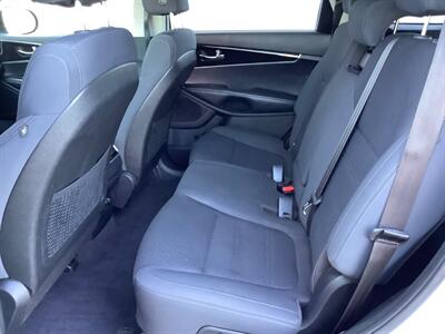 2018 Kia Sorento LX   - Photo 24 - Crest Hill, IL 60403