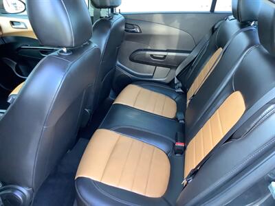 2014 Chevrolet Sonic LTZ Auto   - Photo 25 - Crest Hill, IL 60403
