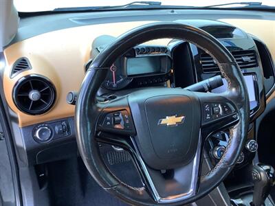 2014 Chevrolet Sonic LTZ Auto   - Photo 17 - Crest Hill, IL 60403