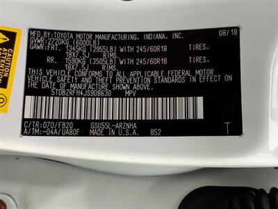 2018 Toyota Highlander LE   - Photo 22 - Crest Hill, IL 60403
