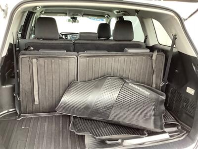 2018 Toyota Highlander LE   - Photo 34 - Crest Hill, IL 60403