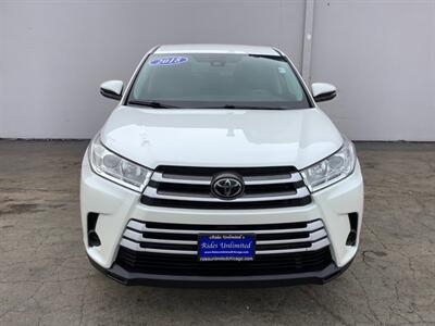 2018 Toyota Highlander LE   - Photo 12 - Crest Hill, IL 60403