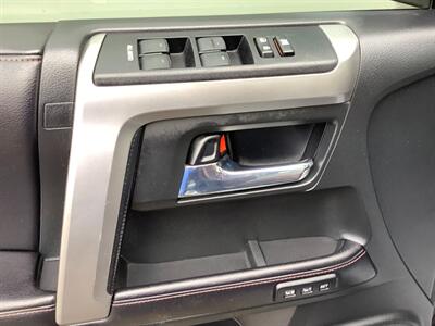 2016 Toyota 4Runner Limited - Photo 11 - Crest Hill, IL 60403