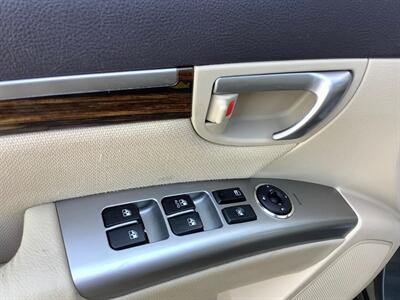2010 Hyundai SANTA FE 2.4 GL   - Photo 12 - Crest Hill, IL 60403