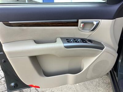 2010 Hyundai SANTA FE 2.4 GL   - Photo 11 - Crest Hill, IL 60403
