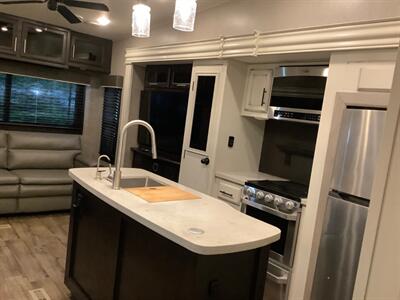 2021 Jayco Eagle Series  355MBQS - Photo 27 - Crest Hill, IL 60403