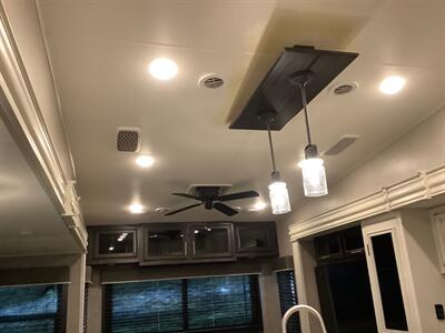 2021 Jayco Eagle Series  355MBQS - Photo 29 - Crest Hill, IL 60403