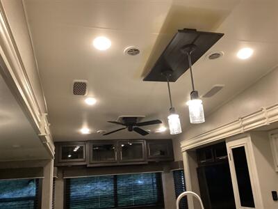 2021 Jayco Eagle Series 355MBQS - Photo 29 - Crest Hill, IL 60403