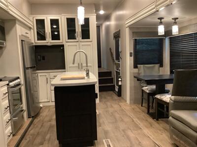 2021 Jayco Eagle Series  355MBQS - Photo 37 - Crest Hill, IL 60403