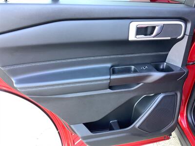 2020 Ford Explorer XLT   - Photo 28 - Crest Hill, IL 60403