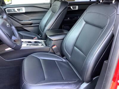 2020 Ford Explorer XLT   - Photo 25 - Crest Hill, IL 60403