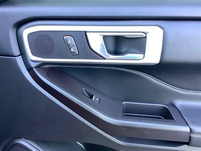 2020 Ford Explorer XLT   - Photo 38 - Crest Hill, IL 60403