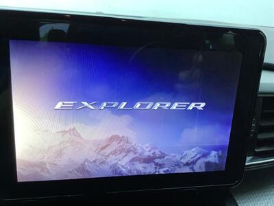 2020 Ford Explorer XLT   - Photo 21 - Crest Hill, IL 60403