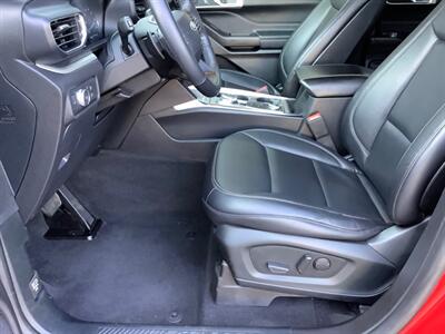 2020 Ford Explorer XLT   - Photo 13 - Crest Hill, IL 60403