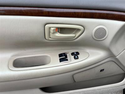 2001 Toyota Camry Solara SLE V6   - Photo 11 - Crest Hill, IL 60403
