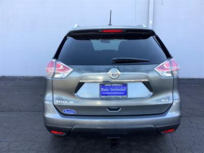 2015 Nissan Rogue SV   - Photo 5 - Crest Hill, IL 60403