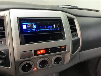 2011 Toyota Tacoma V6 - Photo 18 - Crest Hill, IL 60403