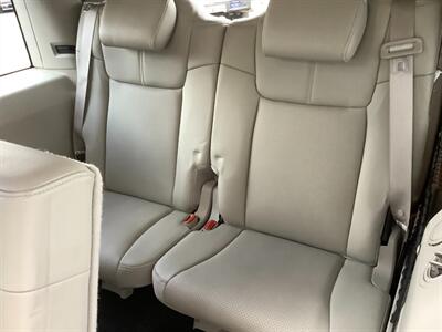 2006 Jeep Commander Limited   - Photo 17 - Crest Hill, IL 60403