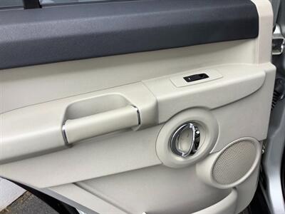 2006 Jeep Commander Limited   - Photo 14 - Crest Hill, IL 60403