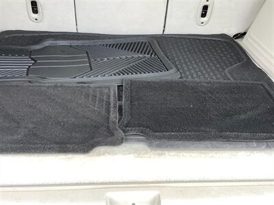 2006 Jeep Commander Limited   - Photo 35 - Crest Hill, IL 60403