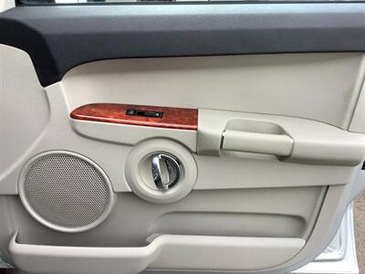 2006 Jeep Commander Limited   - Photo 22 - Crest Hill, IL 60403