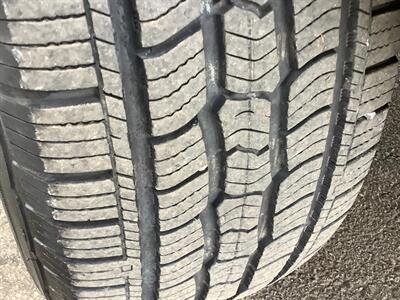 2006 Jeep Commander Limited   - Photo 40 - Crest Hill, IL 60403