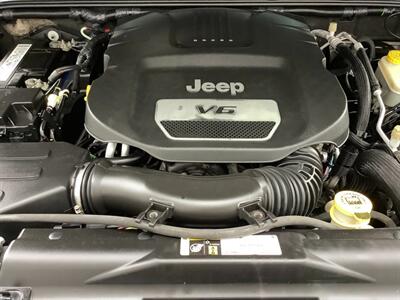 2015 Jeep Wrangler Unlimited Rubicon   - Photo 44 - Crest Hill, IL 60403