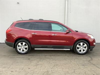 2011 Chevrolet Traverse LT   - Photo 7 - Crest Hill, IL 60403