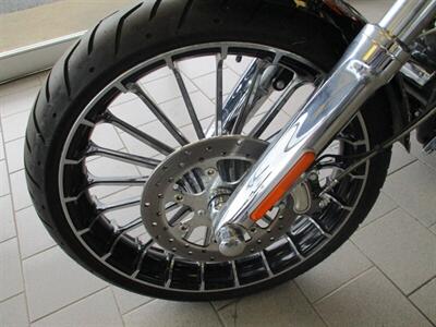 2014 Harley Davidson Breakout CVO FXSBSE - Photo 18 - Crest Hill, IL 60403