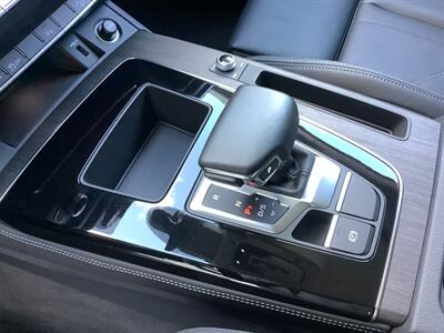 2024 Audi Q5 quattro S line Prem   - Photo 18 - Crest Hill, IL 60403