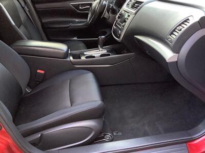 2017 Nissan Altima 2.5 SR   - Photo 31 - Crest Hill, IL 60403