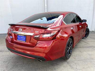2017 Nissan Altima 2.5 SR   - Photo 6 - Crest Hill, IL 60403