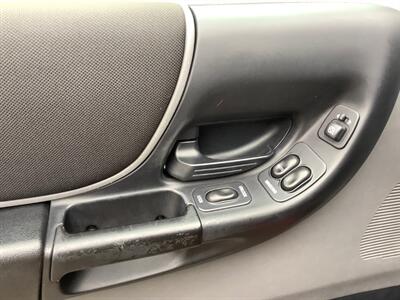 2005 Ford Ranger XLT   - Photo 11 - Crest Hill, IL 60403