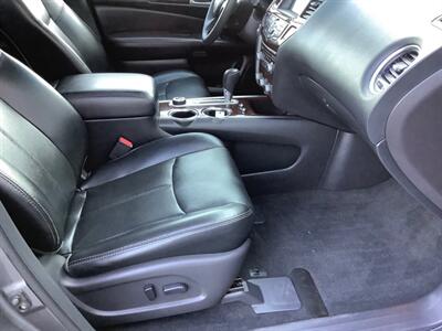 2015 Nissan Pathfinder Platinum V6 - Photo 44 - Crest Hill, IL 60403