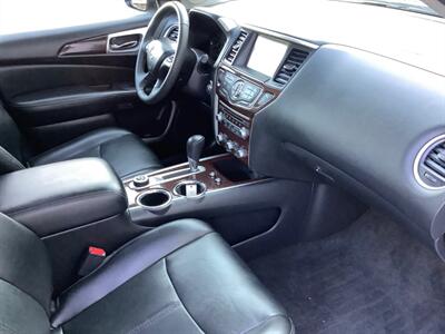2015 Nissan Pathfinder Platinum V6 - Photo 45 - Crest Hill, IL 60403