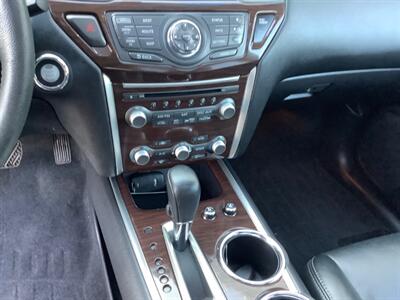 2015 Nissan Pathfinder Platinum V6 - Photo 16 - Crest Hill, IL 60403